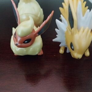 Flareon and Jolteon Small Pokemon Figures